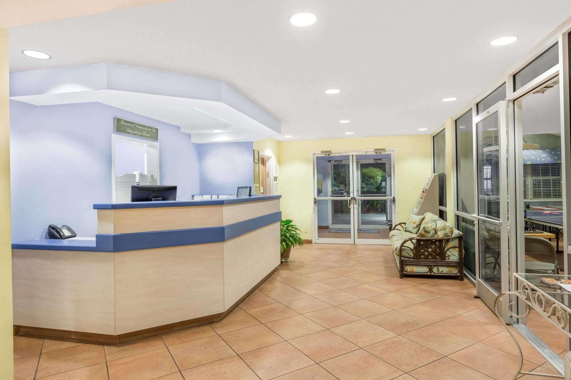 Microtel Inn & Suites By Wyndham Carolina Beach Esterno foto