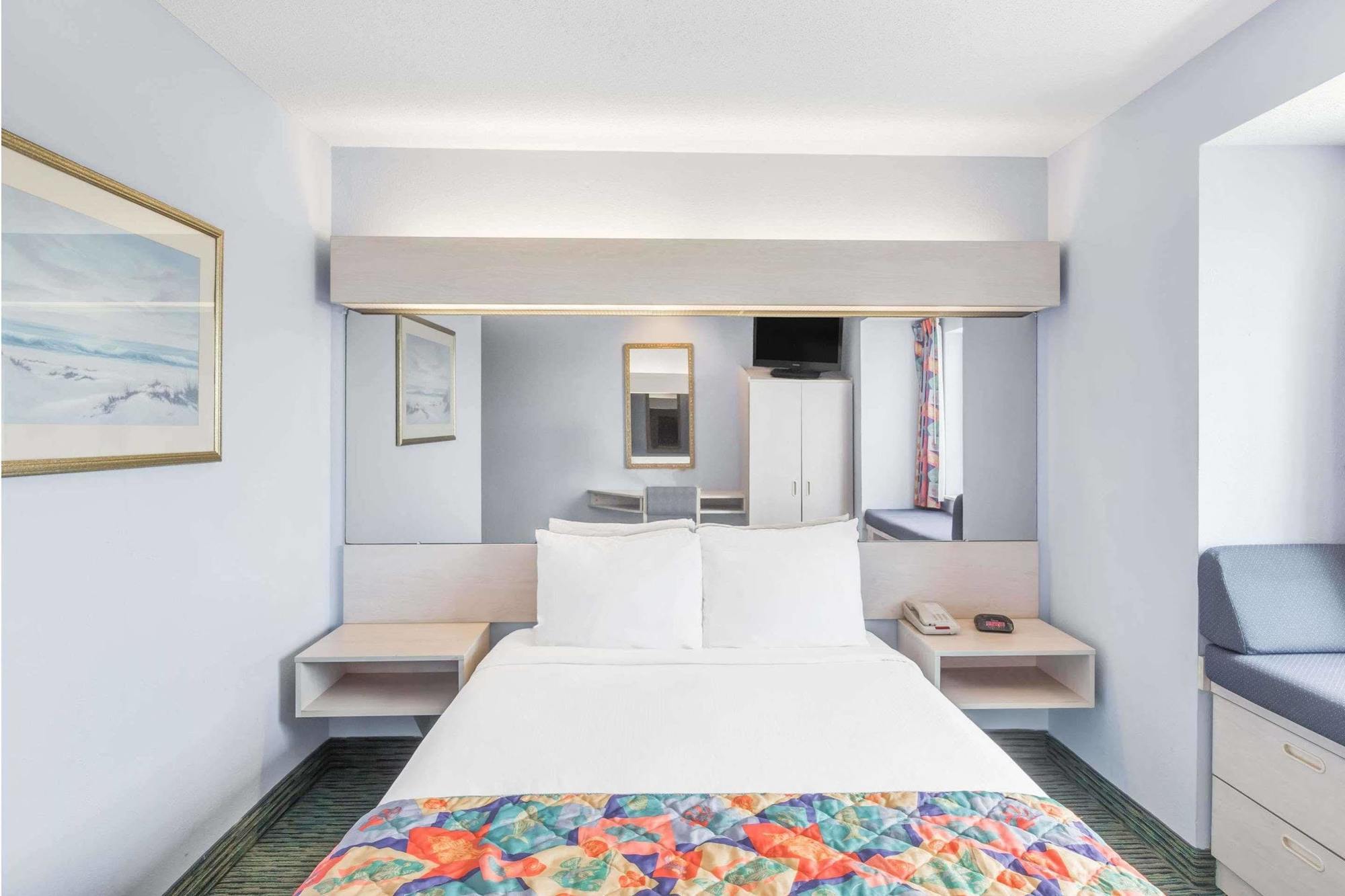 Microtel Inn & Suites By Wyndham Carolina Beach Esterno foto
