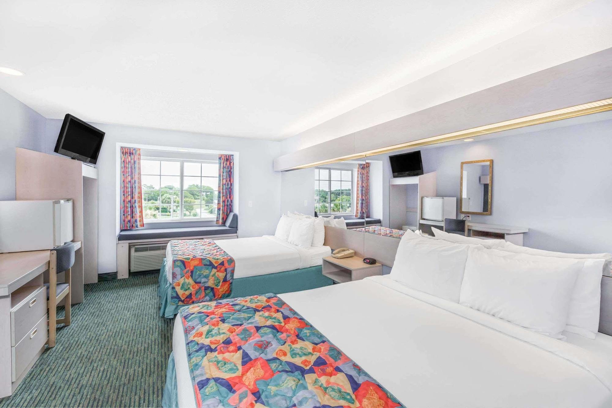 Microtel Inn & Suites By Wyndham Carolina Beach Esterno foto